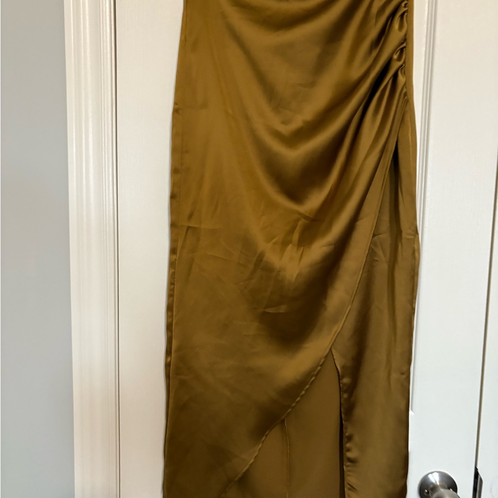 Zara Green Midi Wrap Skirt with Asymmetrical Ruched Design